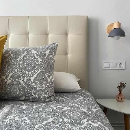Apartamento Ayla Camino De Santiago Пампона Екстериор снимка